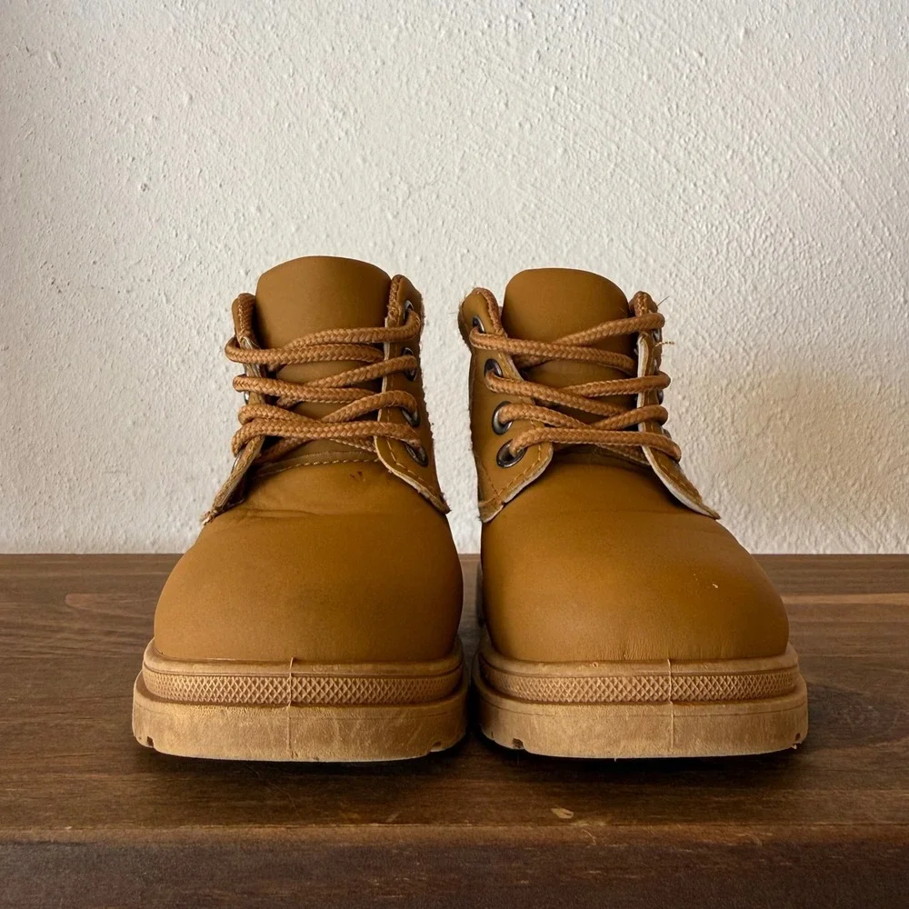 Daclay-7 Toddler Hiking Boots Tan Lace Up Size 6 aprox Casual Work Boots